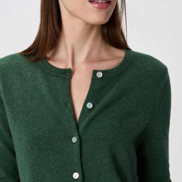 Quince Mongolian Cashmere Cardigan in Forest Green Size Small NWOT - Picture 4 of 8